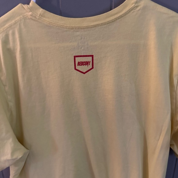 REDCON1 Yellow Pac Man Inspired XL pre-owned Nice Condition t-shirt - Picture 4 of 4